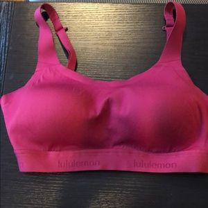Lululemon Sports Bra Fine Form